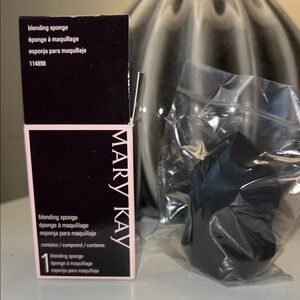 Mary Kay Makeup Blending Sponge in Black